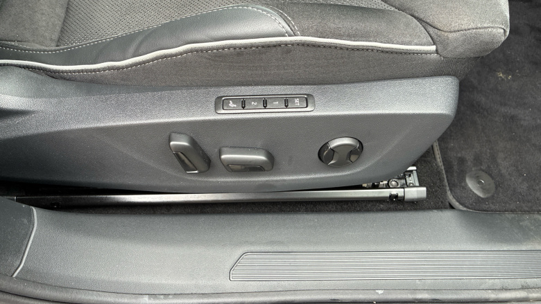 Skoda Enyaq 210kW 85 Sportline 82kWh 5dr Auto Electric Estate